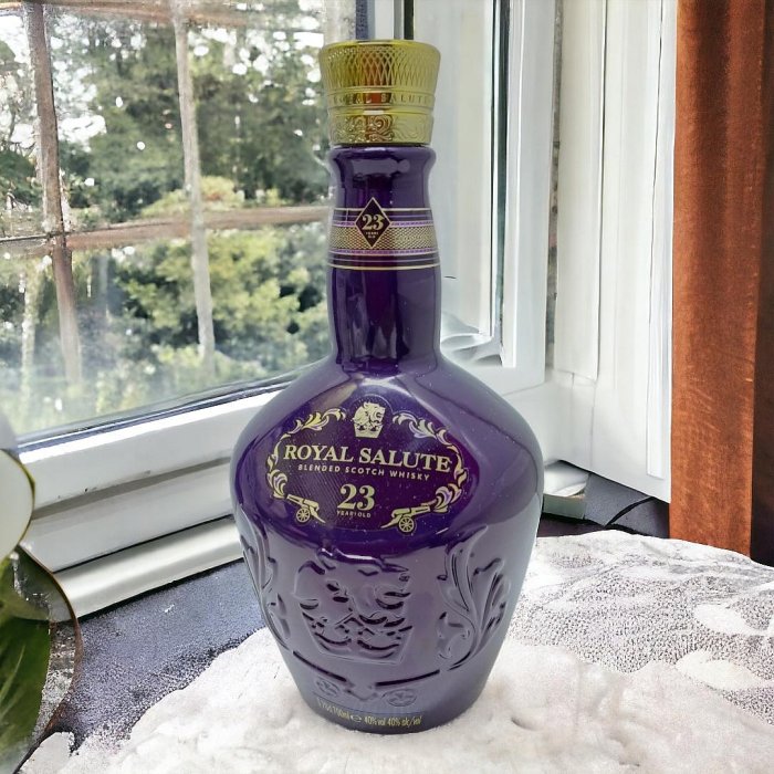 二手空酒瓶皇家禮炮 23 年蘇格蘭威士忌 0.7L