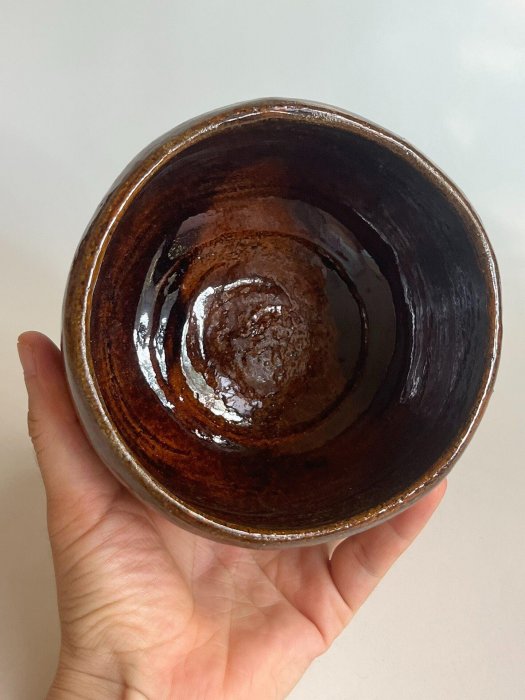 嚴選日本樂燒松雲窯泉喜仙作大樋燒茶碗，附原裝瓷盒與燒製年號茶碗、樂