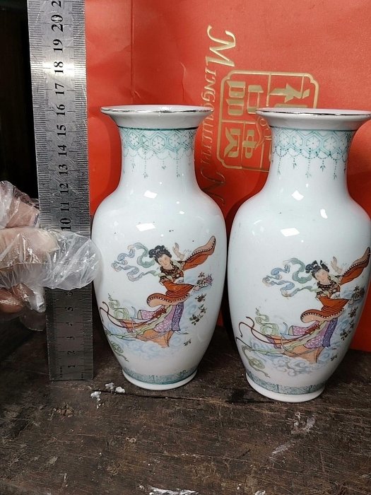 嚴選古早仙女散花瓶，品相珍稀民間收藏推薦仙女散花瓶民間老物古董收藏