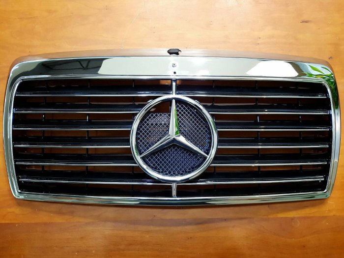 賓士BENZ W124 E-class 1986-1993年 改裝水箱護罩 水箱罩 水柵 跑車款 電鍍 黑色