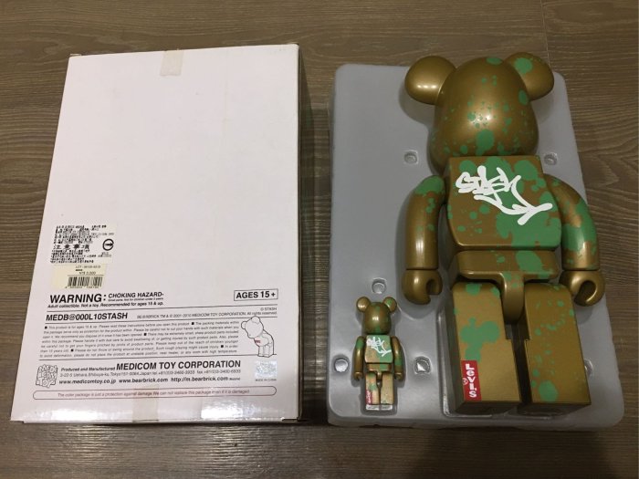 TOYS】BE@RBRICK X STASH X LEVI'S 400% + 100% 500% 全新未擺放