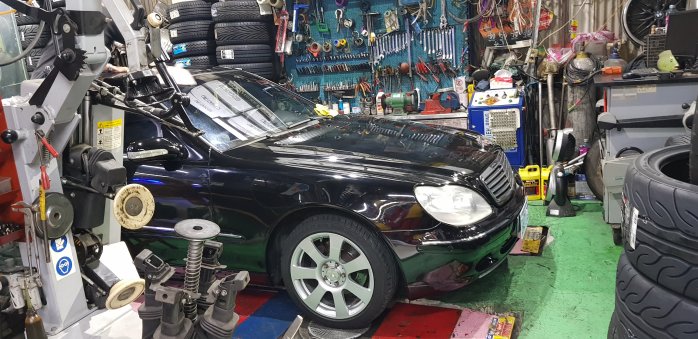 保證正品 四活塞 賓士 二活塞 W220 正廠碟片 煞車皮 煞車油管 （汽車份只要20000元）S350