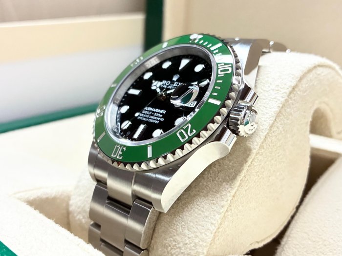 玩錶交流】全新品ROLEX 126610LV 126610 LV MK2 Submariner 星巴克綠水