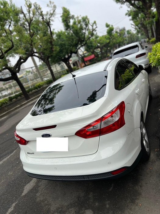 全新第三煞車燈 福特 focus mk3 四門 2014年 1.6 四門