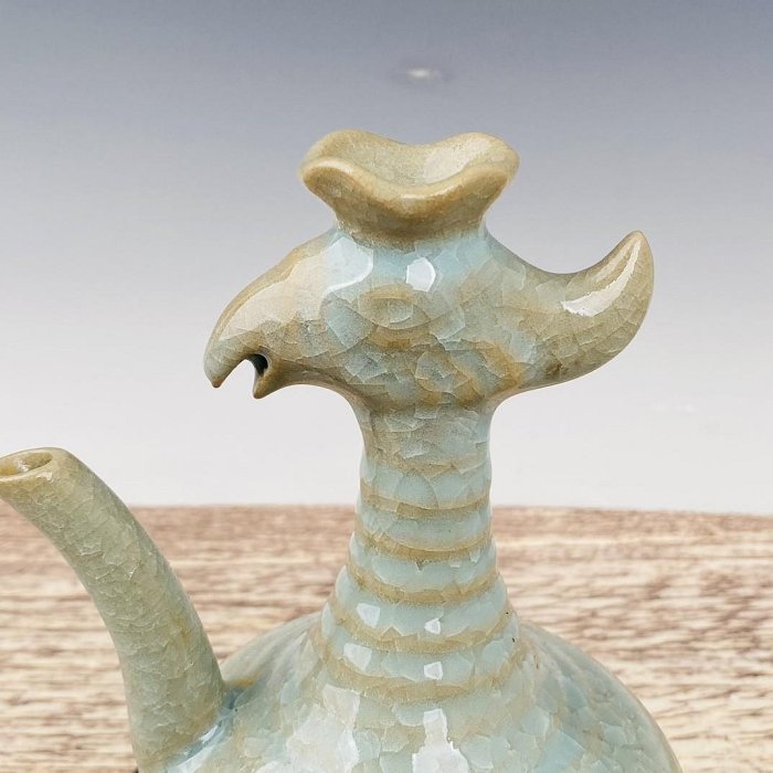 宋汝窯冰裂銘文鳳首壺，高24厘米，直徑14厘米，20038879官窯、民窯、禦