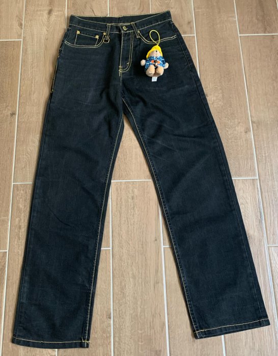 *金牛座*日本製Levis fragment design 藤原浩裂閃電黑色帥氣牛仔長褲—28號--999元起標
