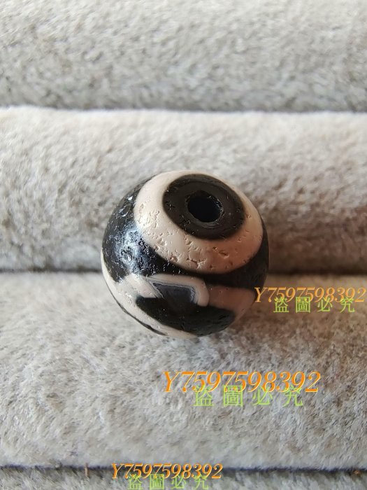 藏傳瑪瑙蓮花天珠，全部實物攝，一物一圖，品相尺寸如圖，有些物二手