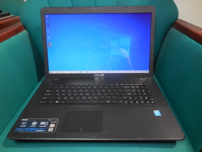 ASUS X751L 大画面 i7 GPU - ASUS X751L 17吋大螢幕I5-5200U 12G/全新
