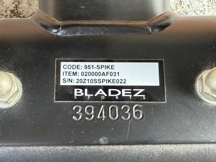 香榭二手家具*BLADEZ 雙合金磁控飛輪車-型號:951-SPIKE -室內腳踏車
