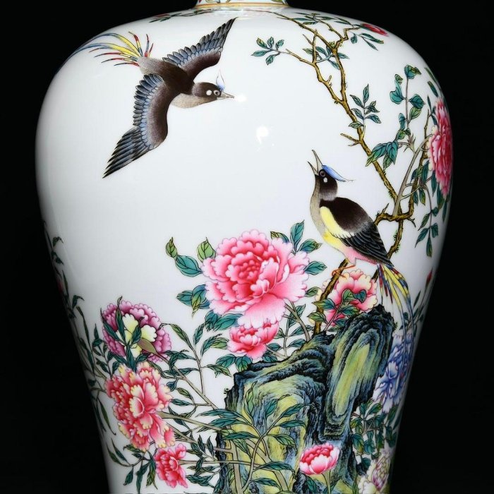 清雍正粉彩花鳥紋梅瓶，高30.8cm直徑17.8cm38447 瓷器青花粉彩【華夏