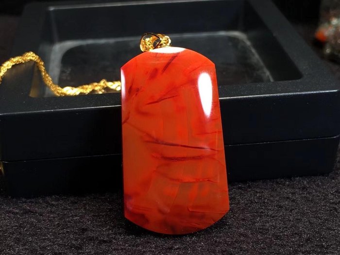 南紅瑪瑙平安無事牌極品收藏瓦西方牌滿色滿肉幹凈無雜裂色紅色鮮帶虎皮