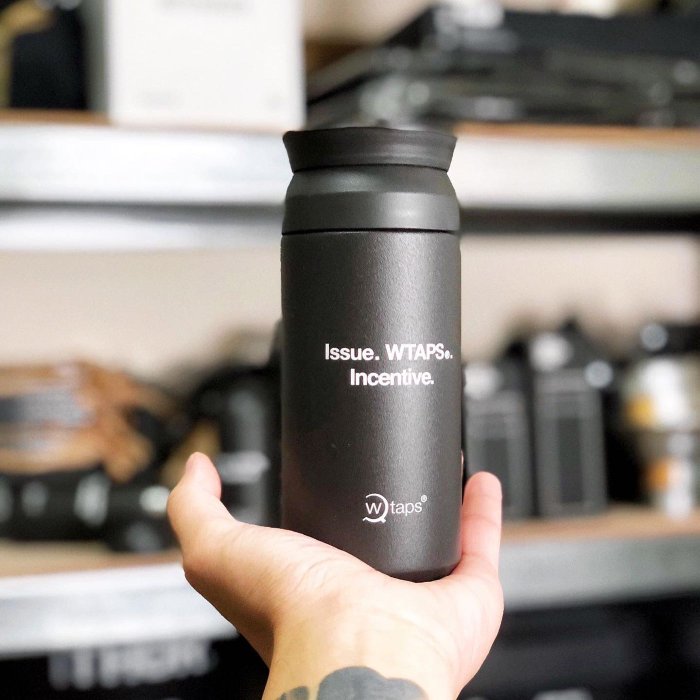 WTAPS H2O 350ML / BOTTLE / STEEL. KINTO黒 242XKXKD-AC01] WTAPS H20 350ML Bottle (Black) – The Darkside