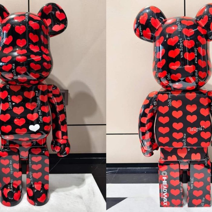 BE@RBRICK Black Heart 1000％ Be@rbrick Oasis Black Rubber Coating 100% & 400% Collectible