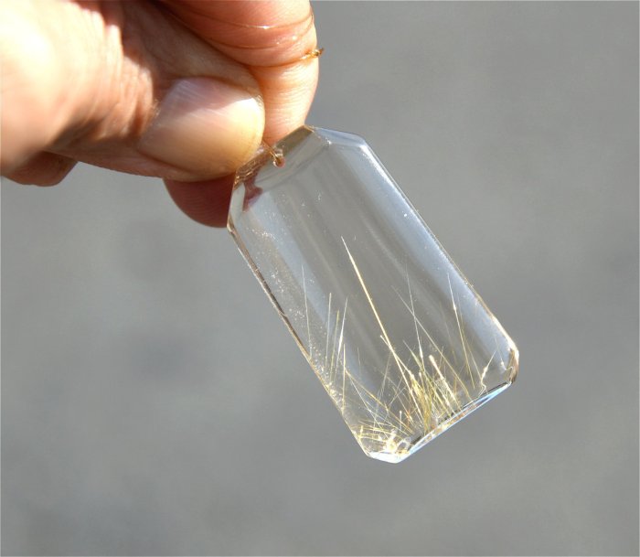 【明威水晶-讚好運】___鈦晶墬子__白水晶墬子_透亮__招財開運化煞提昇能量___透亮鈦晶鐘型墬#01