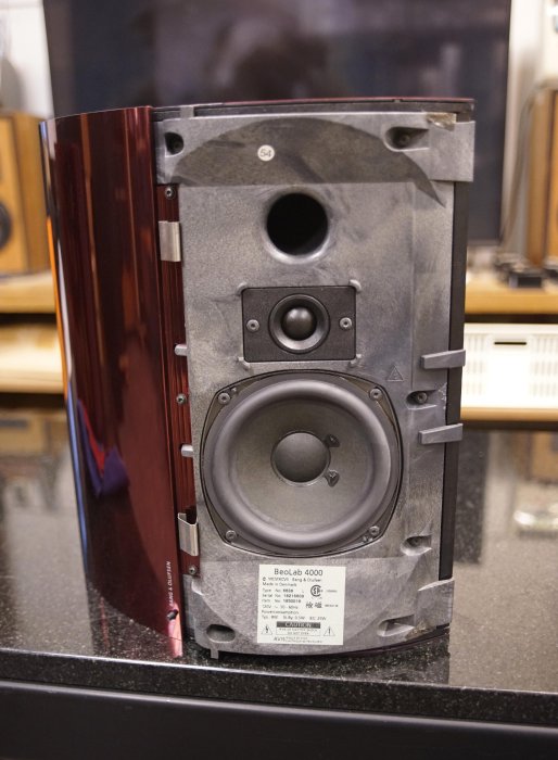 一元音響] 頂級經典銘品丹麥B&O BeoLab 4000 主動式二音路頂級精品喇叭
