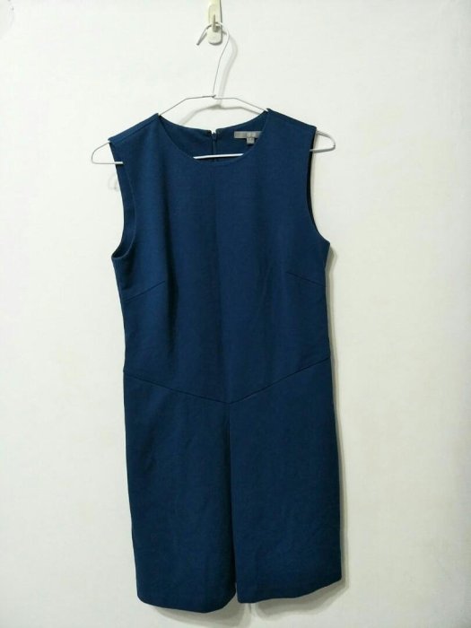 uniqlo 挺版口袋洋裝