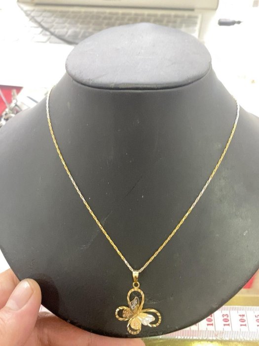黃金k項鍊便宜賣了，材料k，重4.66克，長度42厘