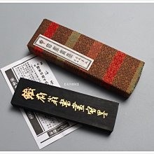 禾洛書屋】上海墨廠徽歙曹素功《鐵齋翁書畫寶墨》(2兩/62g)101油煙墨條