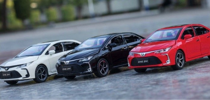 「車苑模型」車致 1:32 Toyota Corolla Altis 卡羅拉 可開門