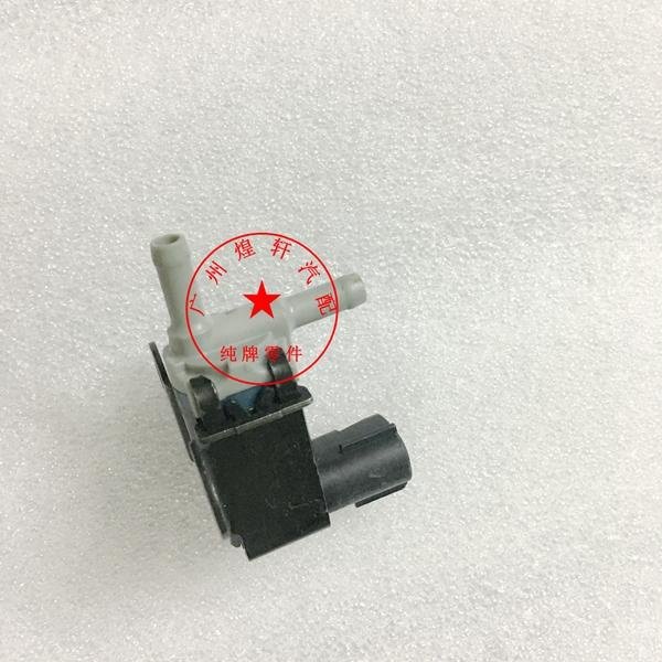 適用于豐田0304050607年老威馳發動機真空開關閥碳罐電磁閥廢氣閥
