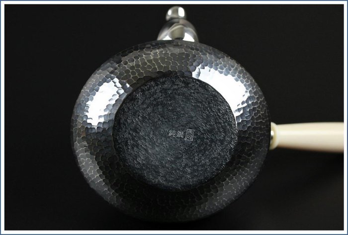 勇福堂》】日本茶道具－森川榮月造【純銀釜型鎚目、花摘側把銀壺（急須