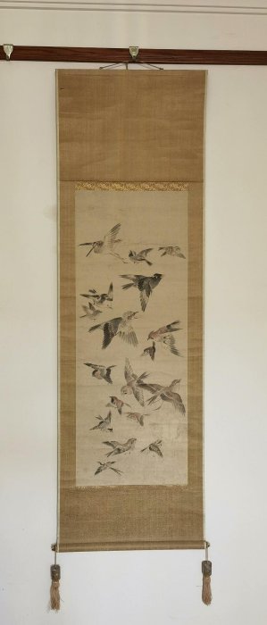 景文百鳥圖清代綾裱古畫軸，尺寸182×57，芯114×43.5，包首輕微損傷、藏