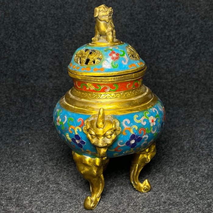 景泰藍掐絲琺瑯彩熏香爐尺寸：長寬高191226公分45不古玩收藏老物件