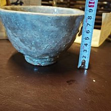 Ｔ６８　茶碗　『萩茶碗』『松林庵　玉村登陽』　共箱　抹茶碗　茶道具 嚴選2298年日本萩燒鬼萩松林庵玉村登陽抹茶碗，底部圓形落款名家親工