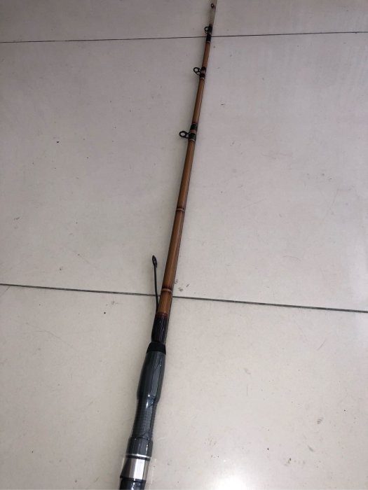 ☆老簡工坊☆超敏感ㄧ支釣手工竹模老鼠尾筏竿S-5801（左手持竿）～旋轉