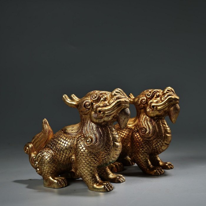 罕見土純銅高浮雕鏨刻鎏金麒麟一對工藝精湛器型精美001215158 【秦朝館
