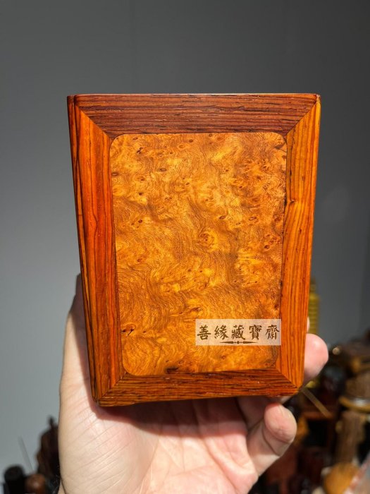 紅酸枝鑲嵌草花梨癭瘤疤老料榫卯方筆筒四角倭角設計復古文房擺件手工