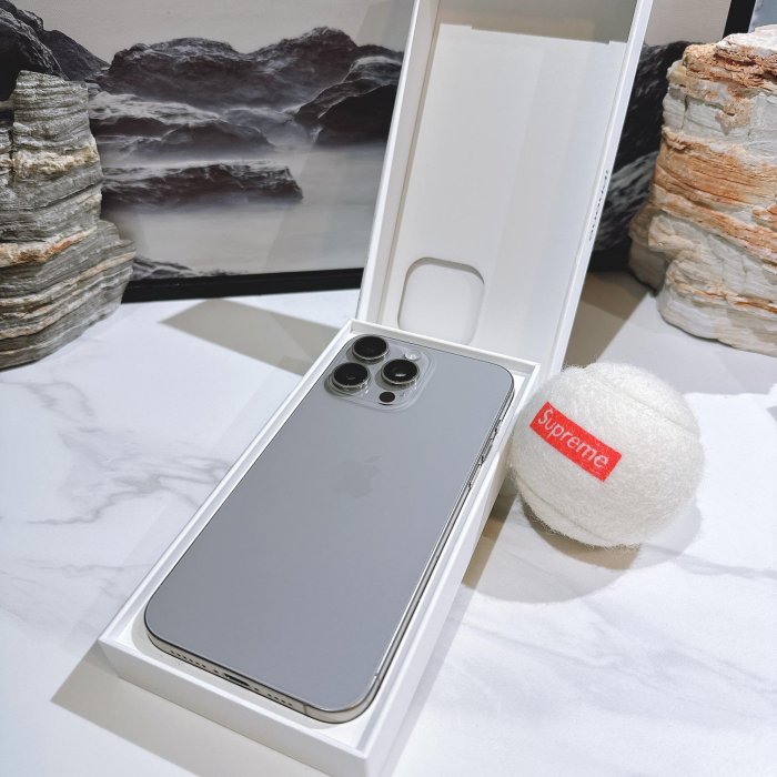 一手女用機二手皆可貼換 IPhone 15 Pro Max 256G 原鈦色 參考 14 16 128G 512G 1TB