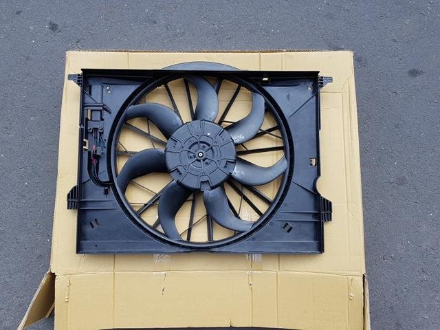 BENZ W211 水箱風扇總成.水箱風扇馬達 謚源