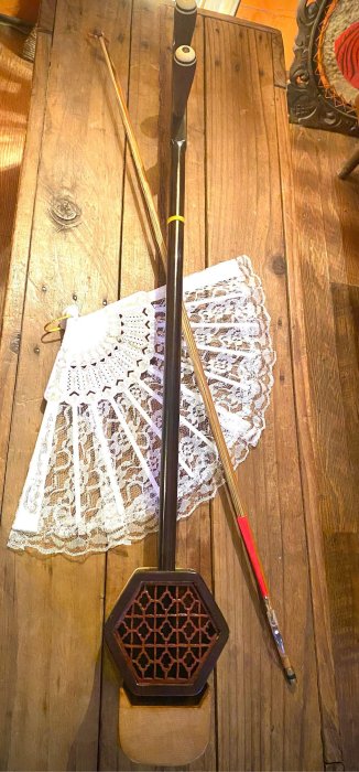 早期二胡蛇皮鼓面蛇面蛇皮胡琴中國樂器古董二胡古典收藏琵琶古箏可參考