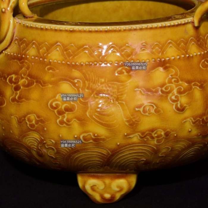 大明弘治年制黃釉雕刻仙鶴紋雙龍耳爐，高11.5×14釐米4002195 官窯汝瓷