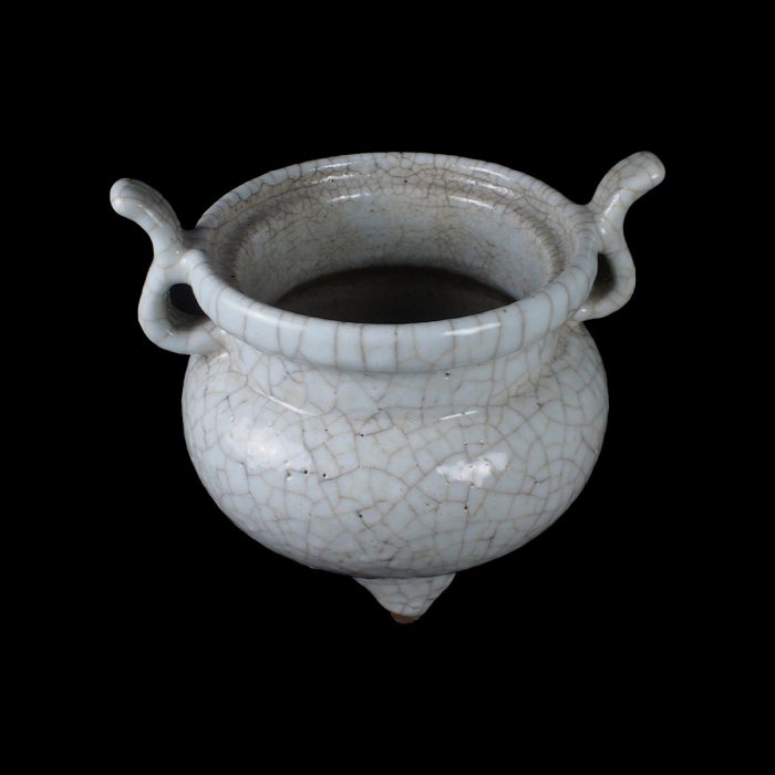 年代物 貴重 極上珍品 出土 宋 古瓷器 三足香炉 置物 賞物 yx0024 新作 年代物 貴重 極上珍品 出土 宋汝 崇 空熏 古瓷 三足