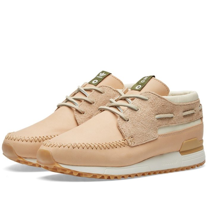 CodE= ADIDAS ORIGINALS ZX 700 BOAT X END 皮革慢跑鞋(卡其)B39341