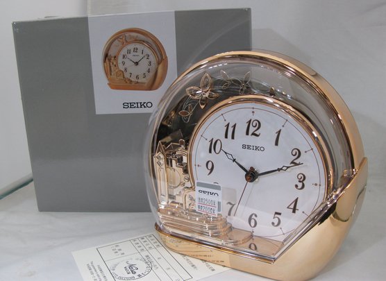 SEIKO CLOCK日本精工搖動擺飾座鐘型號: (QXN232P)-玫瑰金/18.4x21.2cm