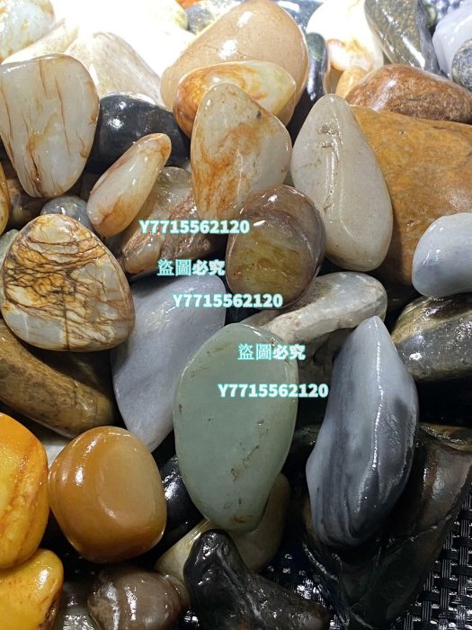 賠錢拉人氣，新疆和田玉和田原石魚缸料其中含有和田玉。石包玉。水石