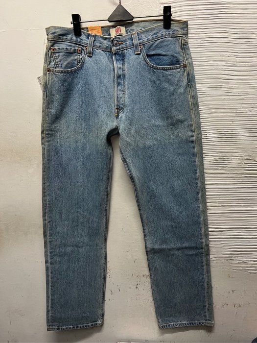 絕版新品`美國版墨西哥廠製.水洗藍Levis 501 牛仔褲34吋#1051.