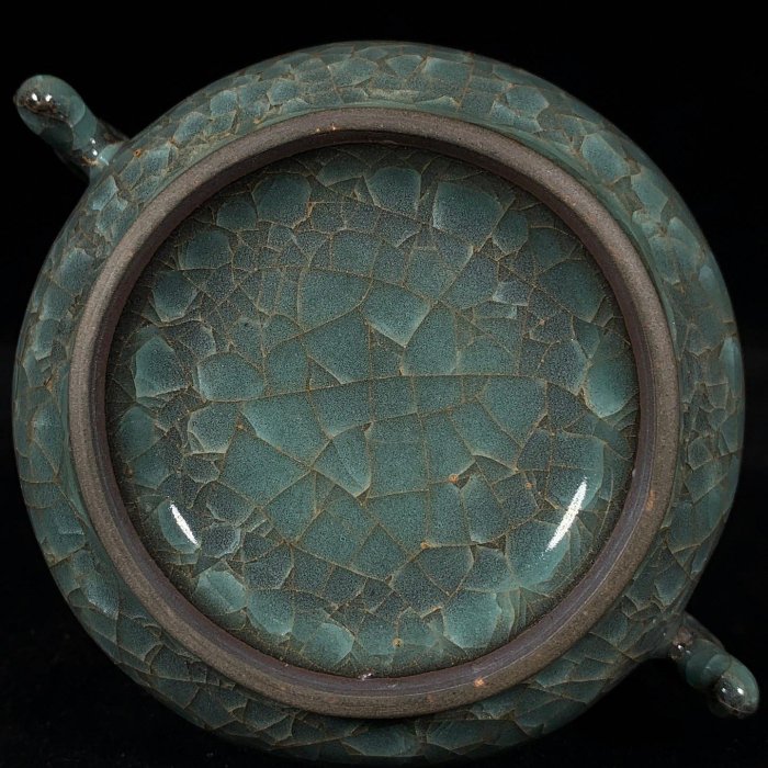 宋官窯冰裂紋雙耳爐，高7.5直徑12cm，200341 瓷器官窯汝窯【古雲