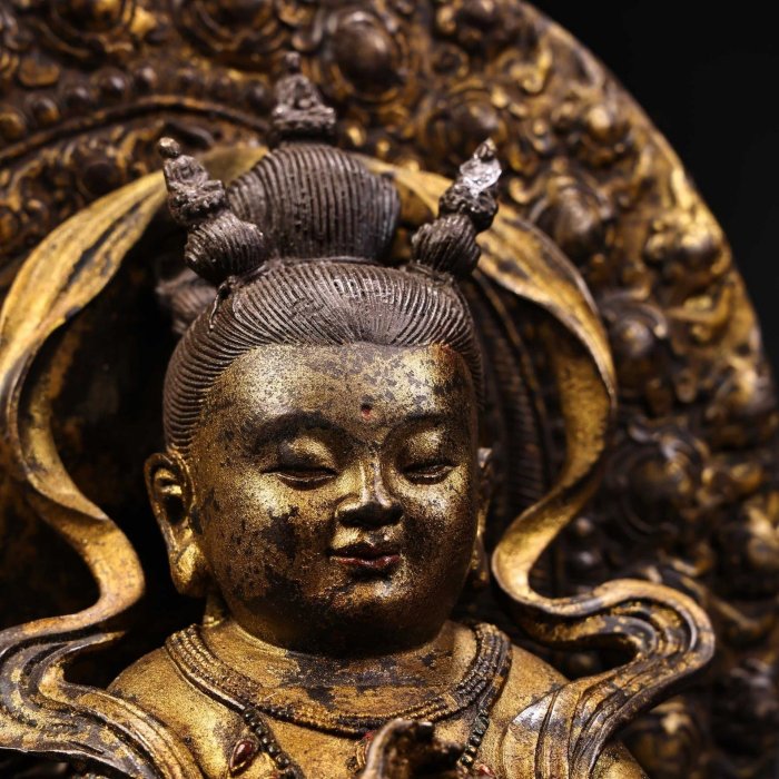 古銅製獸佛像 銅鎏金童子騎獸佛像，適合居家供奉尺寸高24厘米，寬20厘米，厚13厘米