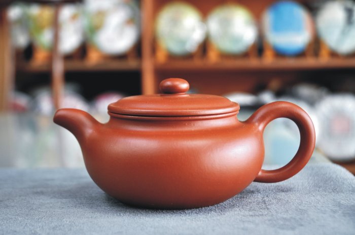 宜興茶壺工藝師/ 王蘭萍老師【仿古壺】黃龍山原礦朱泥《百壺堂