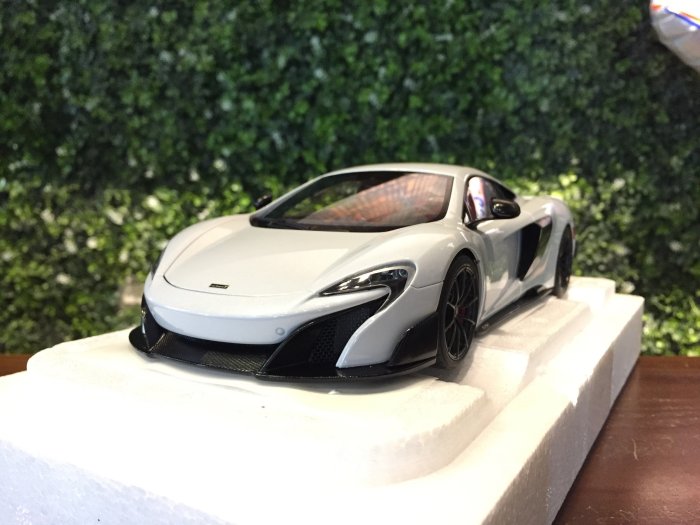 1/18 AUTOart McLaren 675LT Silica White 76046【MGM】 | Yahoo拍賣