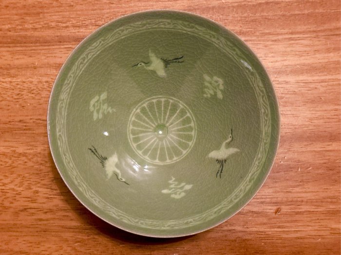 真品現貨】韓國名家抹林窯李奇休（玄）作高麗青瓷鑲嵌雲鶴紋茶碗附原裝