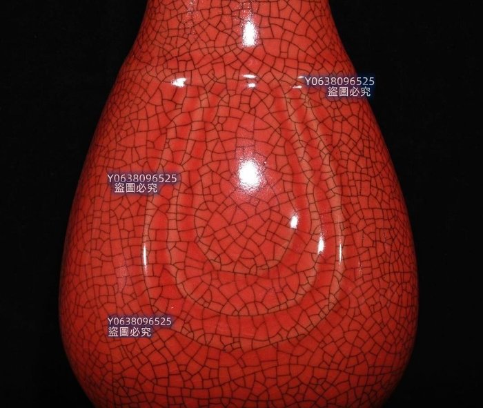 宋紅釉東京官窯宋徽宗御貢款刻字描金海棠瓶，高22.5×12.厘米180939 官