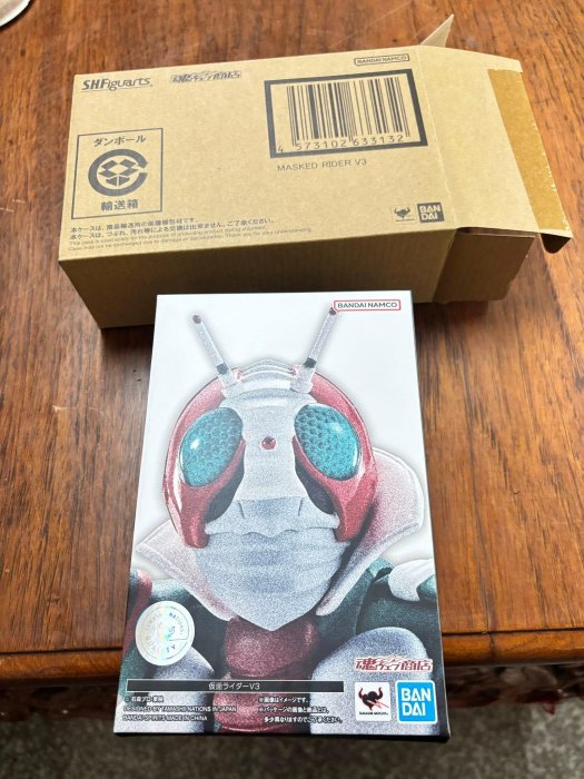 S.H.Figuarts 真骨彫製法　仮面ライダークウガ タイタンフォーム のグッズ一覧ページ1｜バンダイナムコグループ公式通販サイト