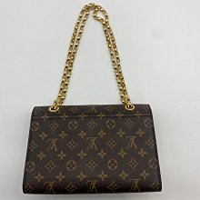 哈極品】美品《Louis Vuitton LV 字紋拼黑皮VICTOIRE 維多利亞斜