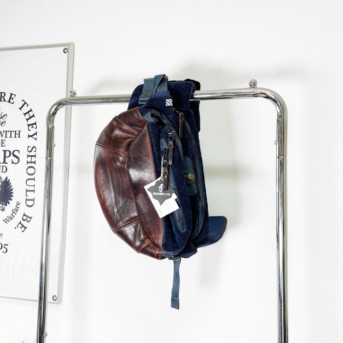 送料無料!! 希少 VISVIM BALLISTIC LUMBAR 8L SOPH NAVY / ブックレット2冊 おまけ 65IA0347 PK02 VISVIM ビズビム BALLISTIC LUMBAR 8L ボディバッグ 公式通販