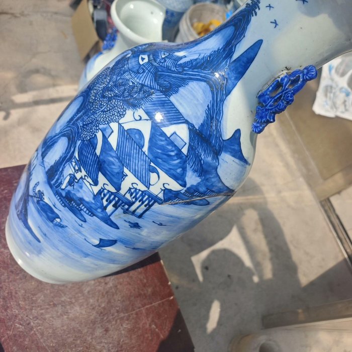 300件清代青花山水人物大膽瓶，畫工精湛玻璃釉，大器型帶您重回歷史